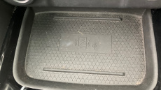 Nissan Qashqai 1.3 DiG-T MH Premiere Edition 5dr Petrol Hatchback